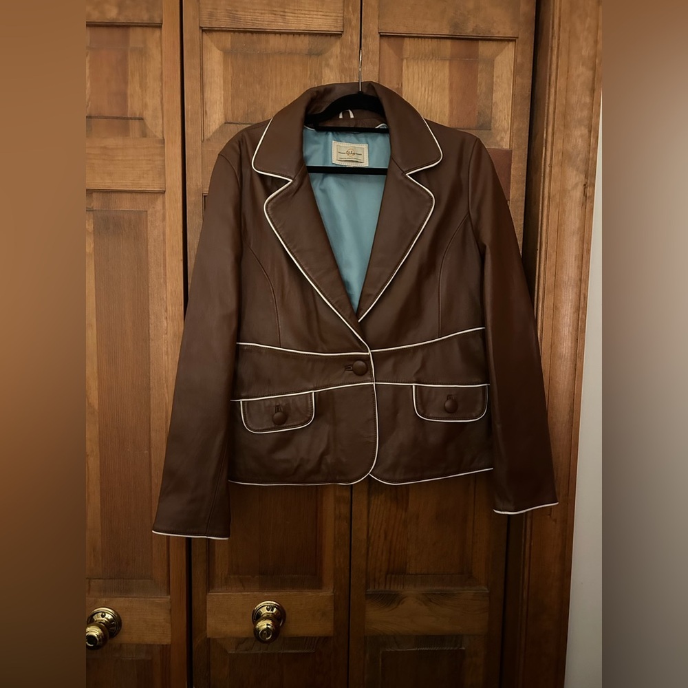 Wilson’s Leather Women’s XL Y2K Inspired Brown Leather Jacket W/ Blue Interior